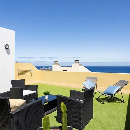 Апартаменты Home2book Attic Terrace Charming Ocean View *