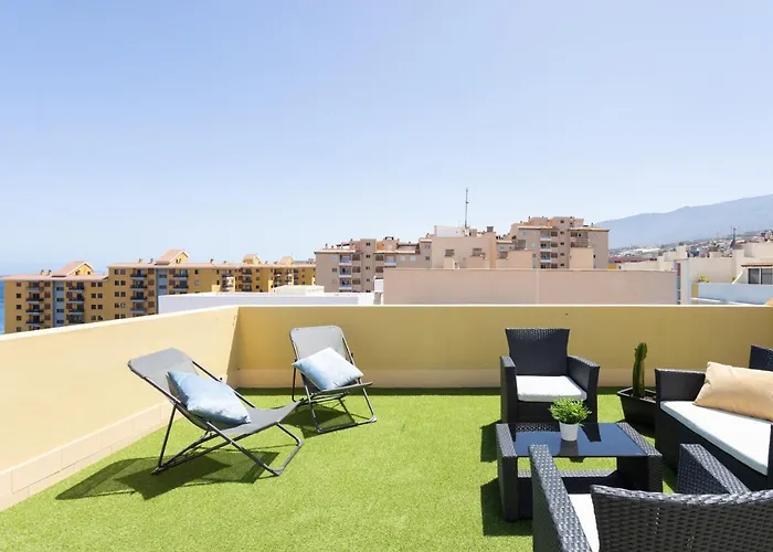 Home2book Attic Terrace Charming Ocean View קנדלריה